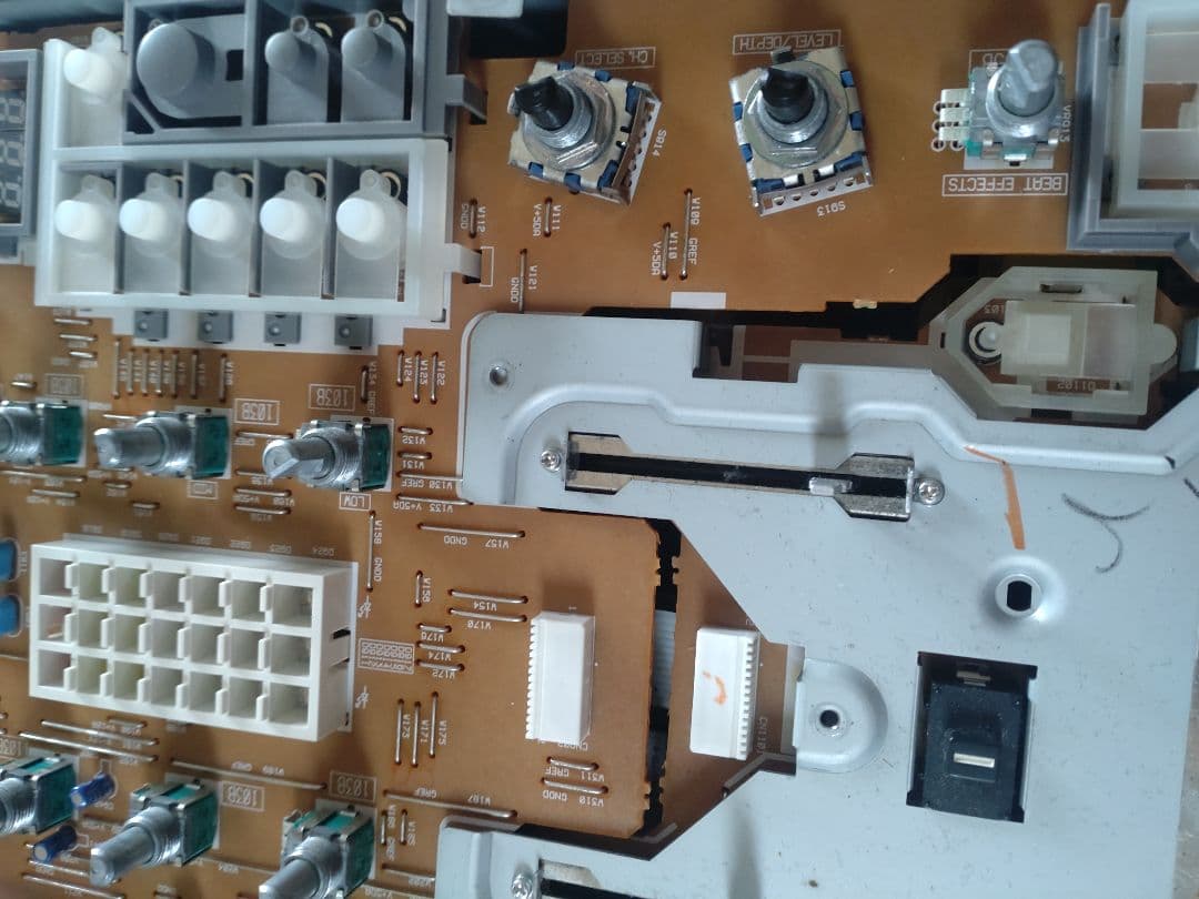 Pioneer　DJM-400　動作確認済　クロスCHフェーダー 交換　ブルメタ