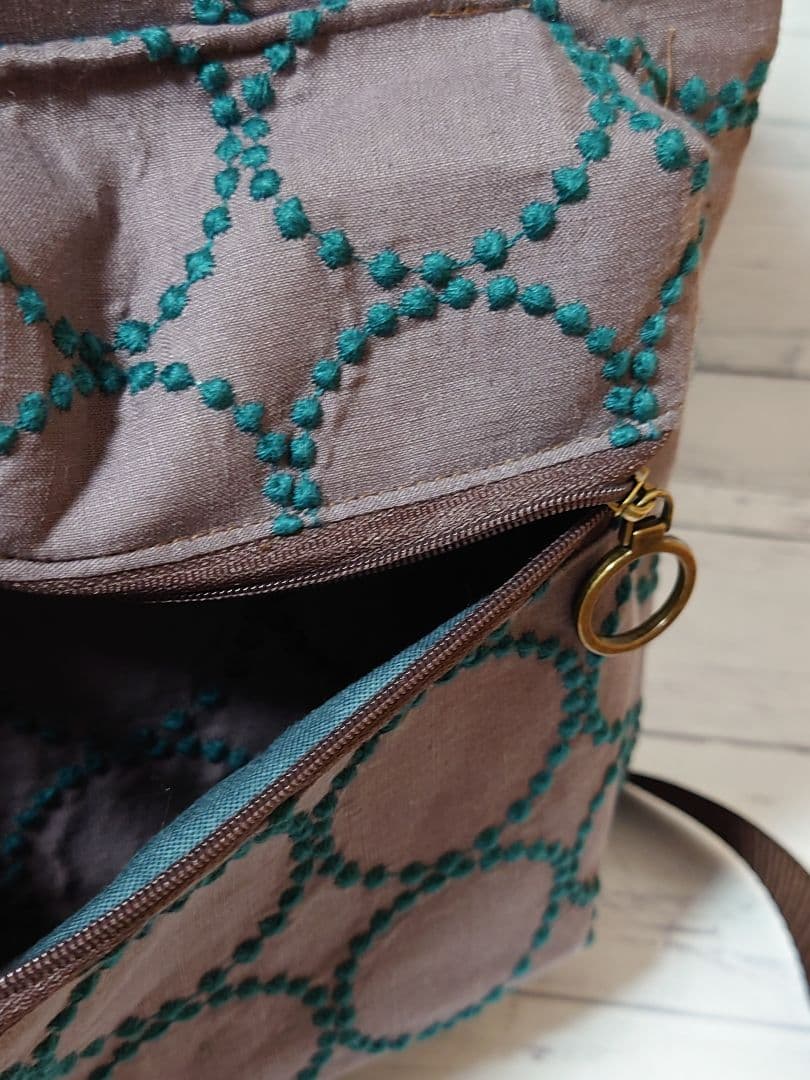 tambourine Bordeaux ミナペルホネン　リュック