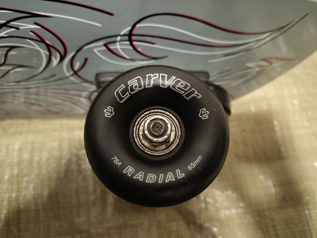 即*可様 carver サーフスケートボード