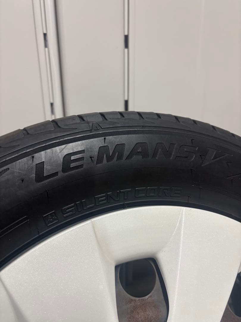 ダンロップ 175/65R15 22年製 ポルテ純正ホイールキャップ アクア　鉄