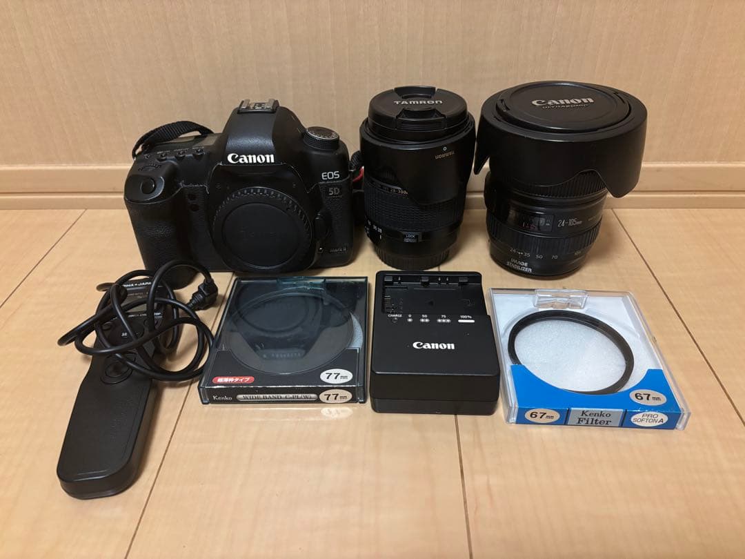 キヤノン EOS 5D Mark II EF 24-105mm