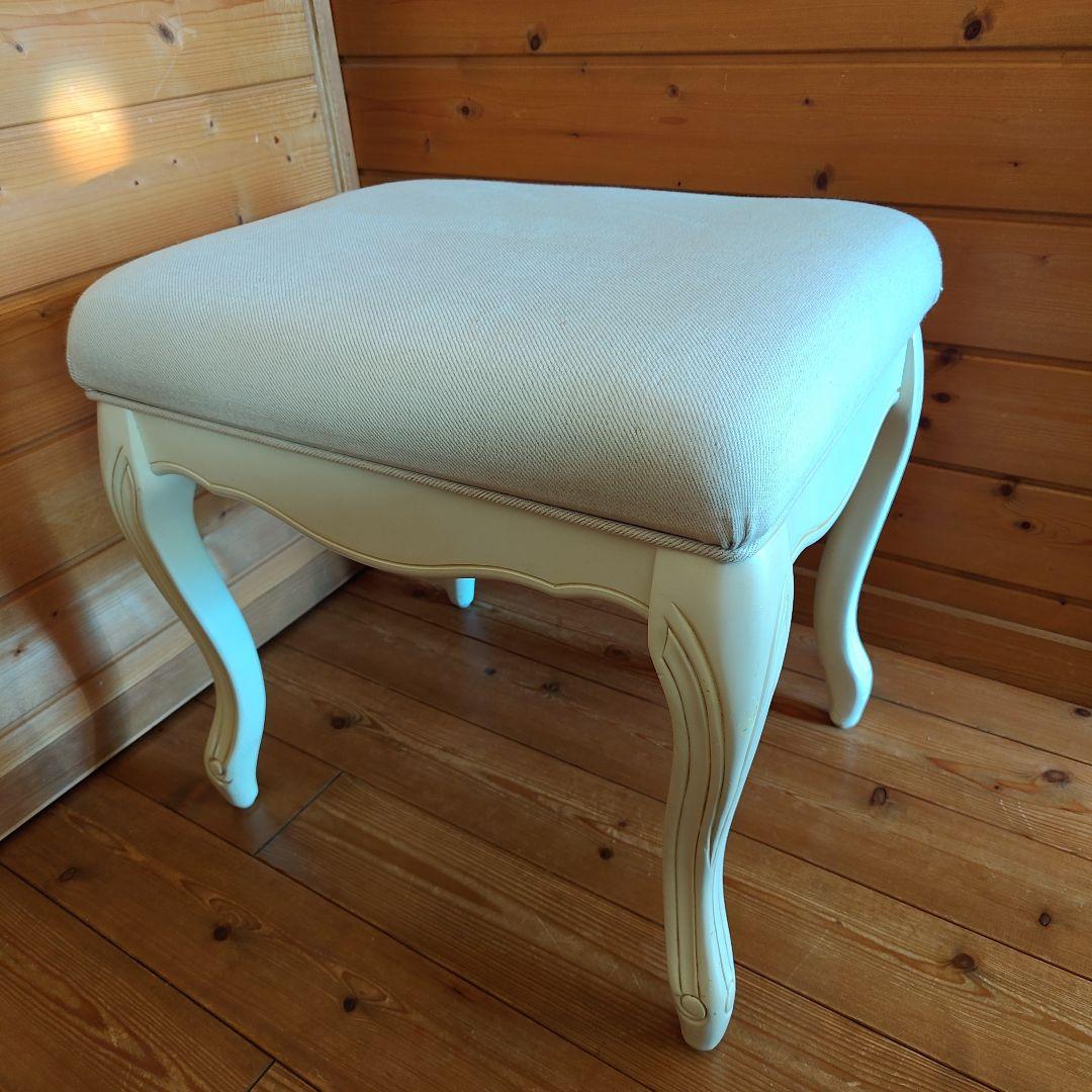 希少✨ローラアシュレイ　チェア　送料込み