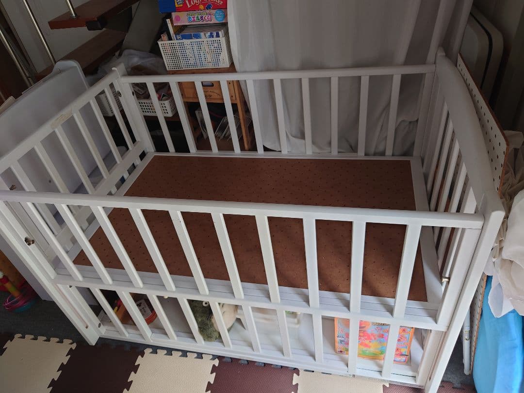 まるり、YAMASAKIツーオープンベビーベッドb-sideホワイト木製