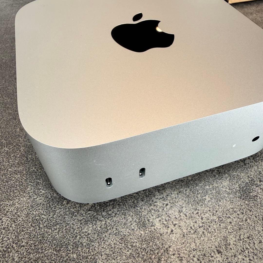 【ほぼ未使用】 Apple M4チップ搭載Mac mini 本体