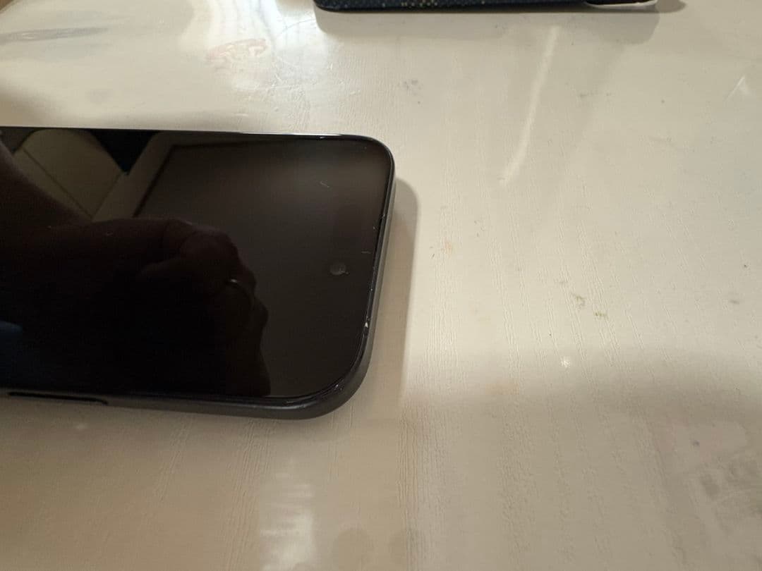 iPhone 15 ブラック 128GB