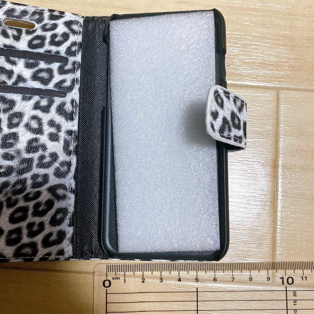 ⭐️(再)iPhone SE ケース おもしろ ヒョウ柄