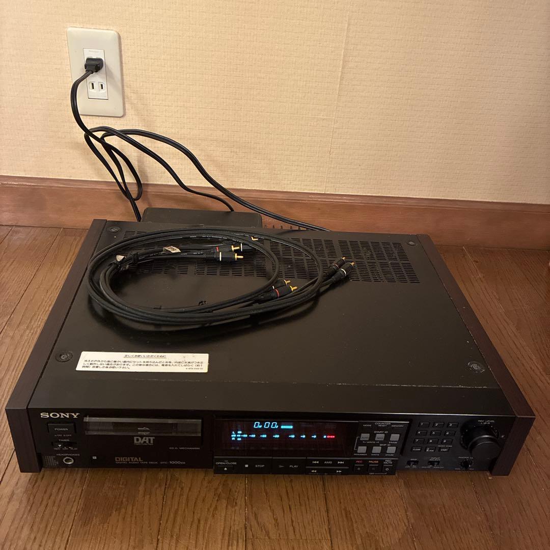 Y*i様 外箱あり！SONY DATデッキdtc-1000es ジャンク　汎用？