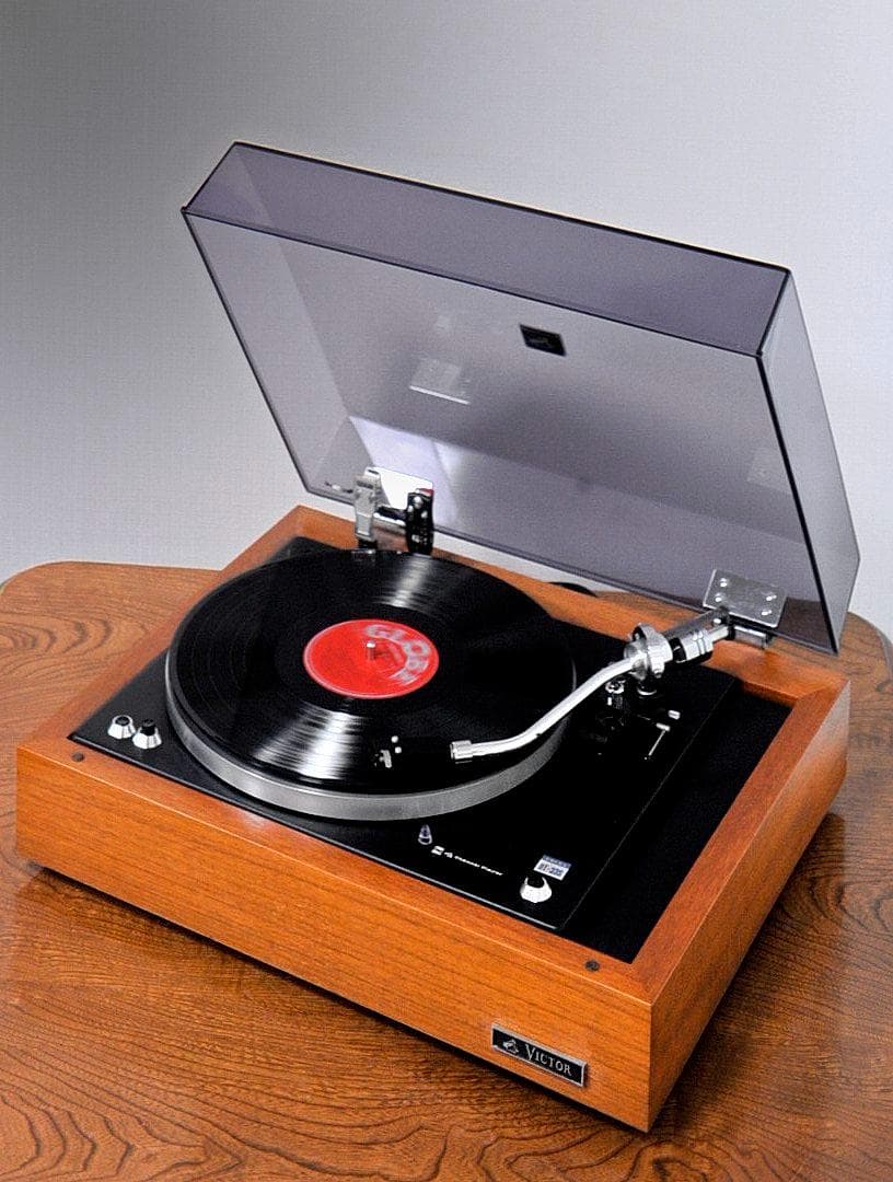 ★レコード体験！～70年代のビクター製プレーヤー♪
