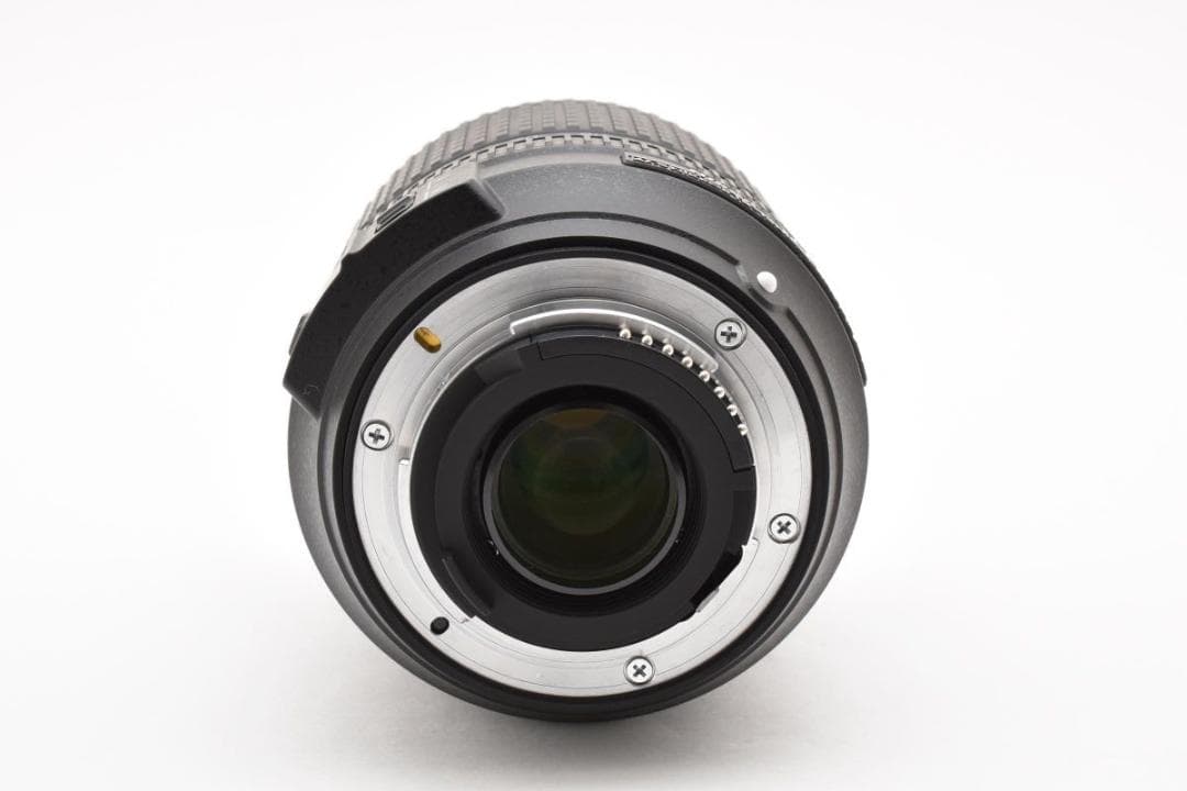 超美品　Nikon 18-140mm f/3.5-5.6G AF-S ED VR