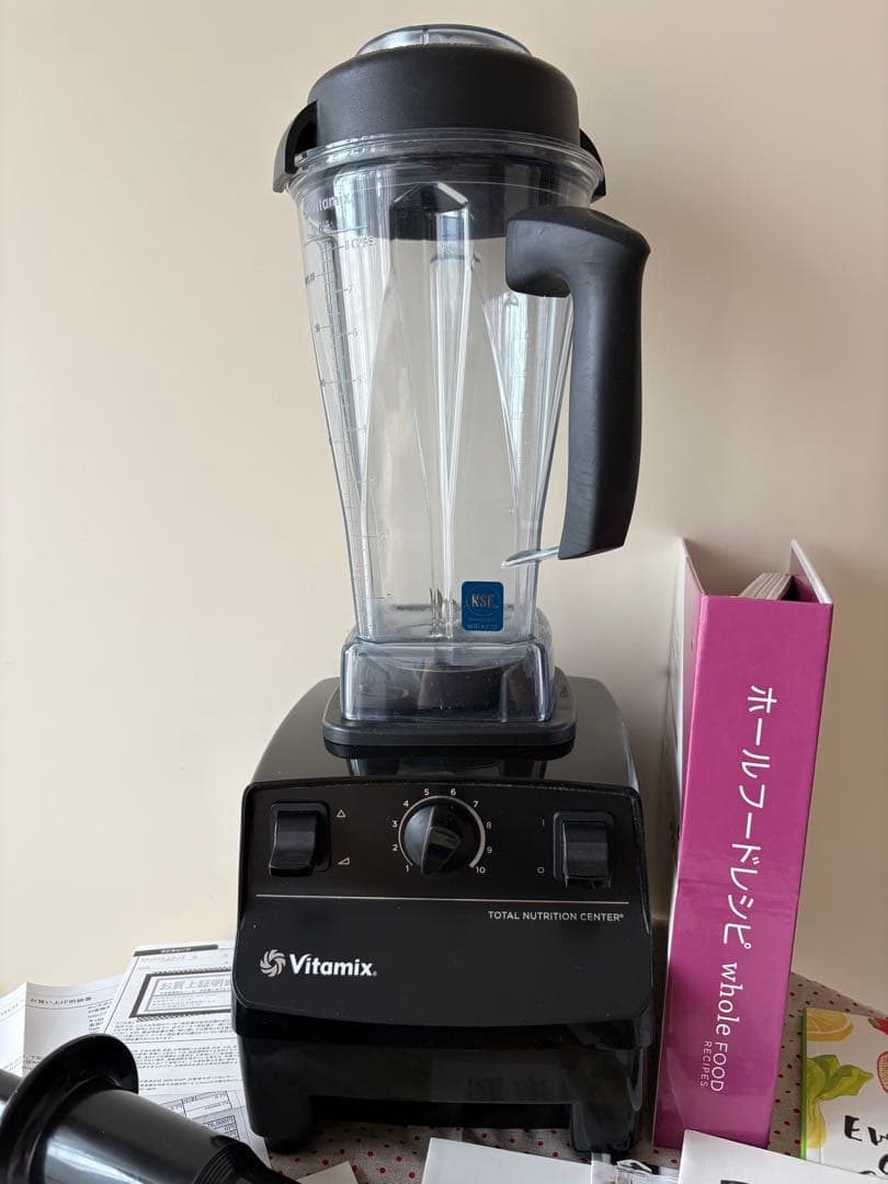【状態良好】Vitamix TNC5200 ブラック：付属品全てあり（レシピ本）