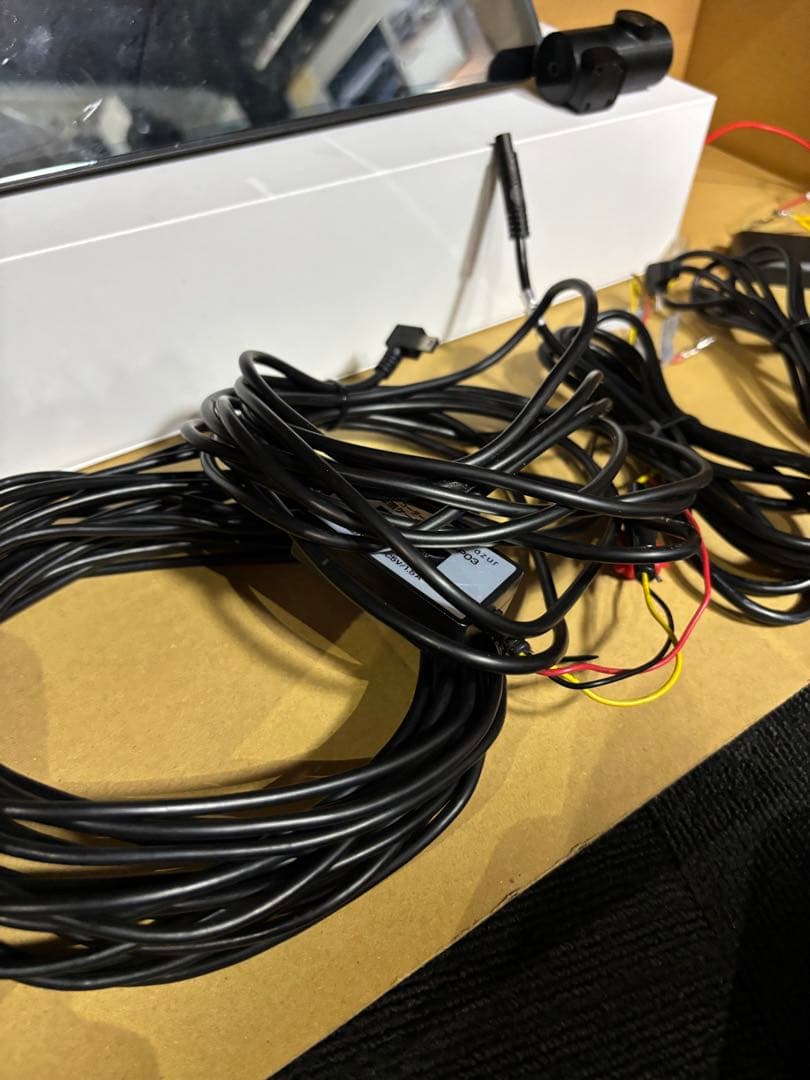 Regeo (SRZ-920)デジタルミラー型前後ドライブレコーダー