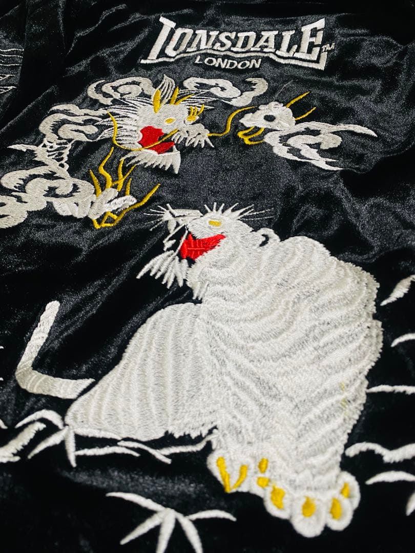 LONSDALE London 限定　日本 スカジャン 別珍龍虎 Unisex