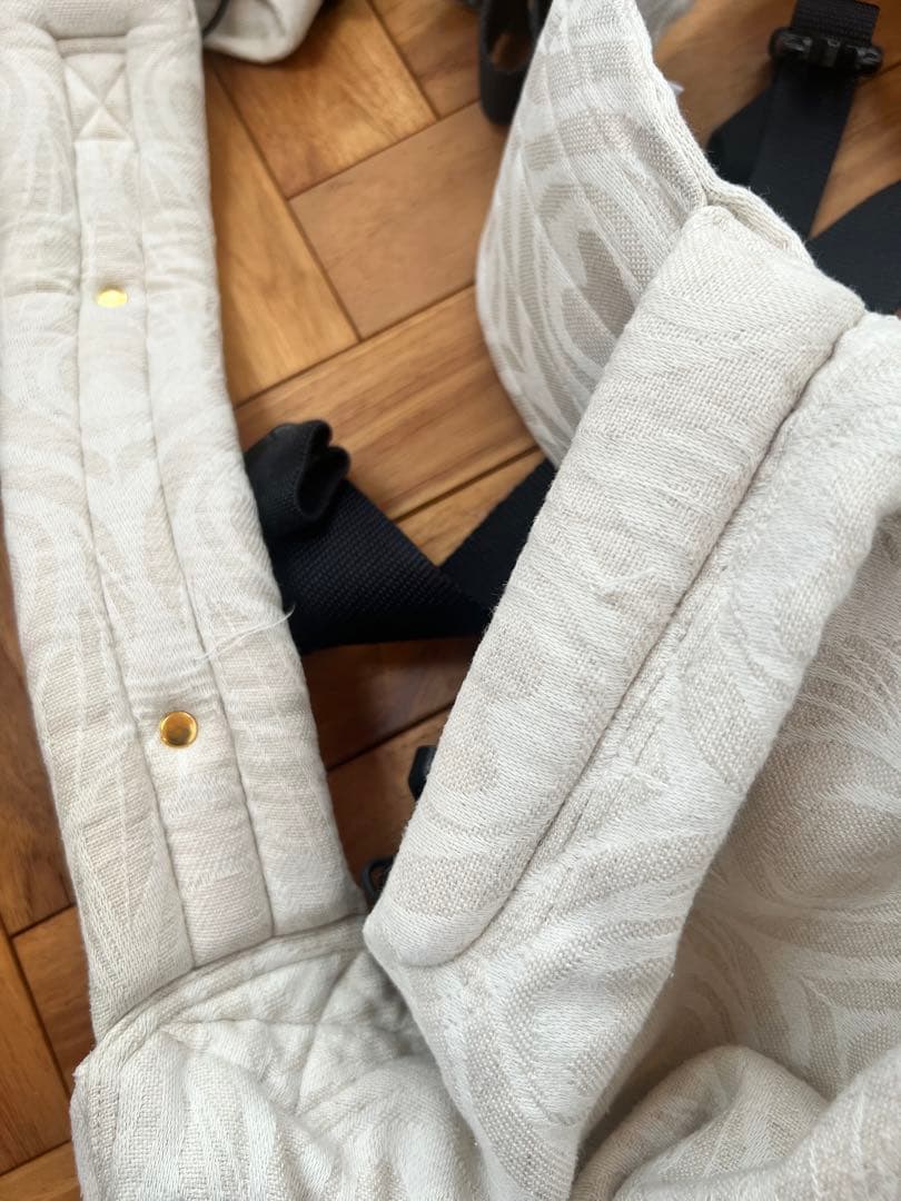 アーティポッペ　抱っこひも