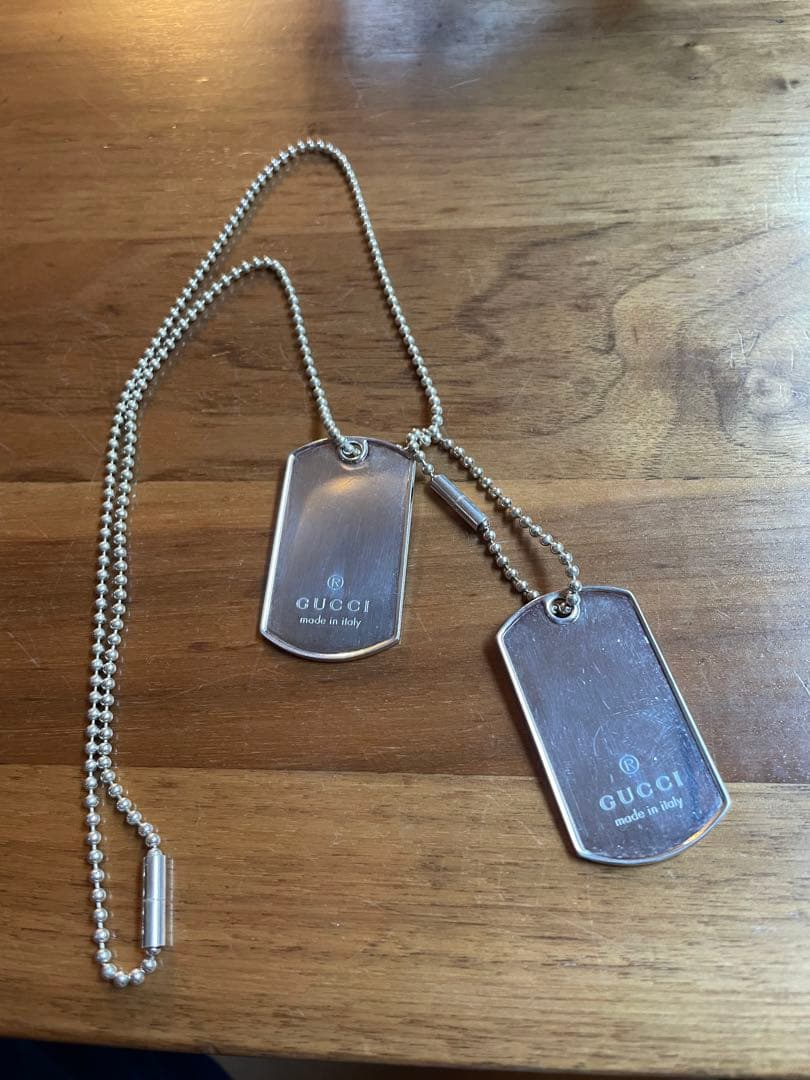 GUCCI ドッグタグ ネックレス シルバー