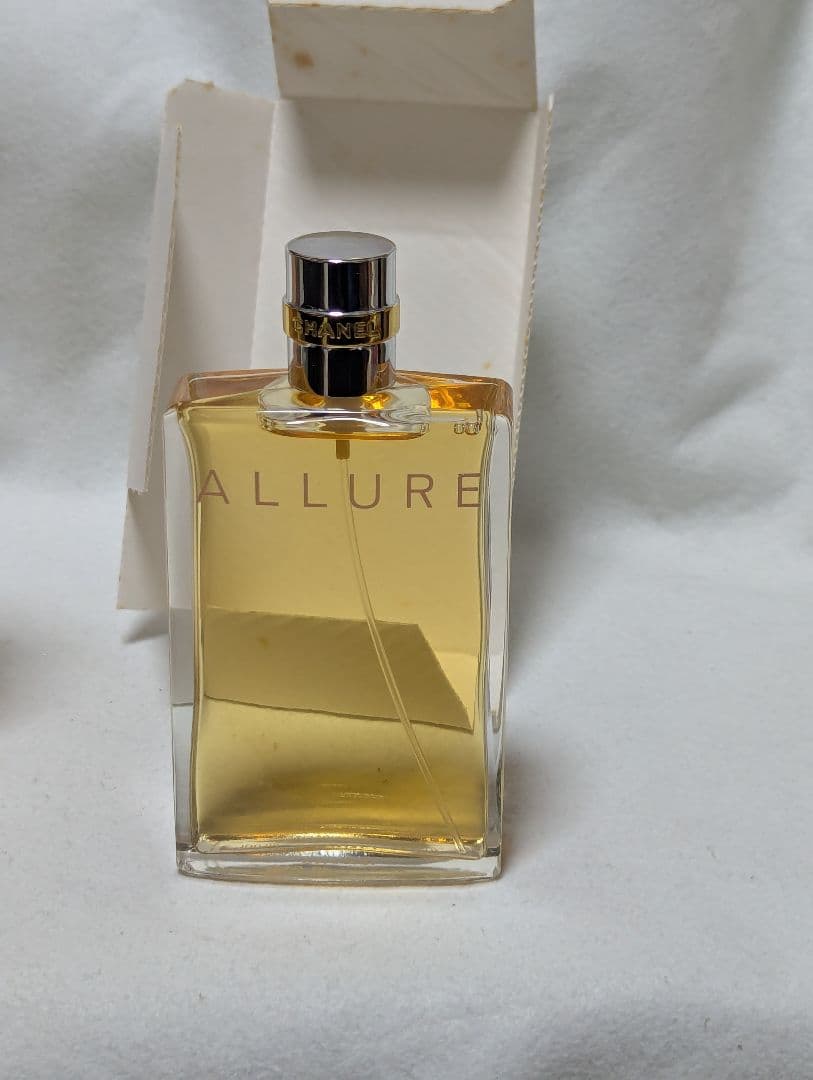 未使用シャネルアリュールオードゥトワレット100ml