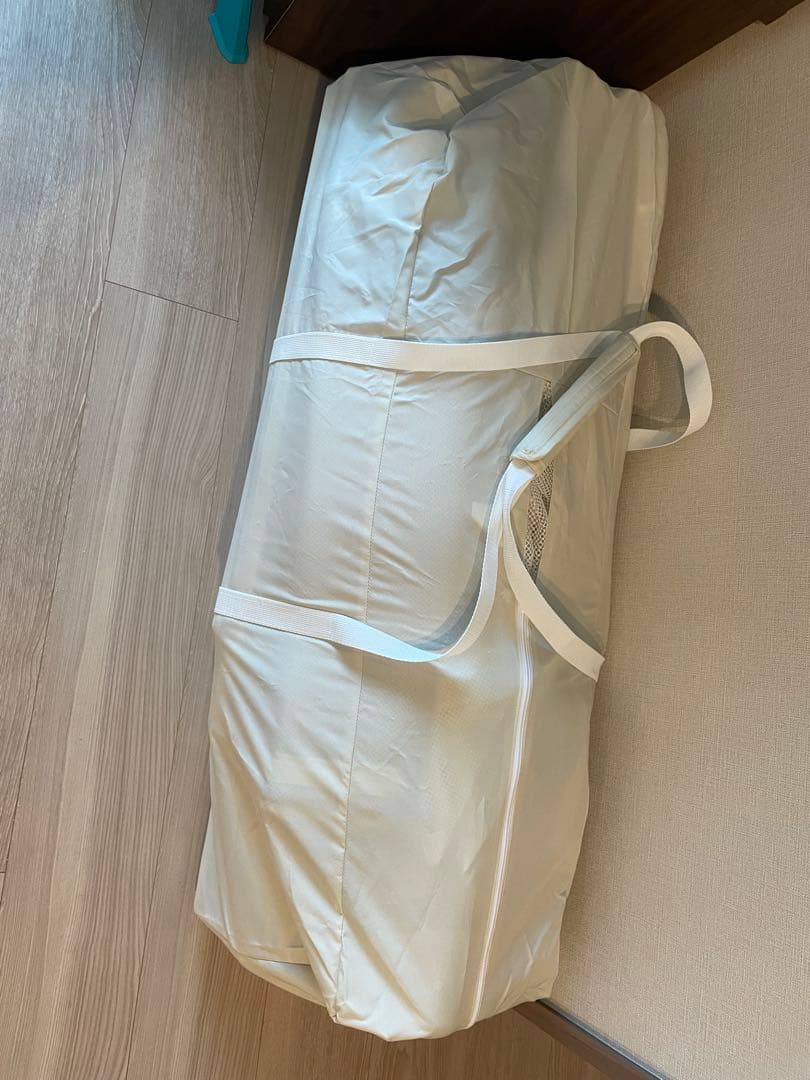 アップリカ ココネル　エアープラスAB/ホワイトベージュ