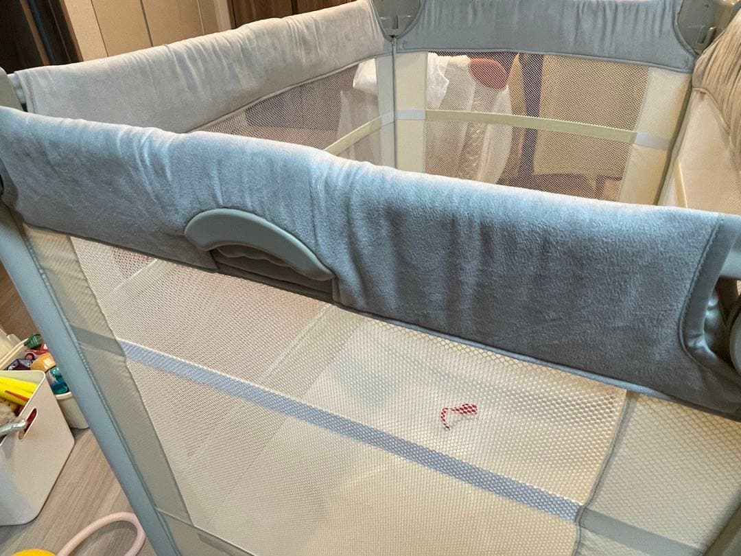 アップリカ ココネル　エアープラスAB/ホワイトベージュ