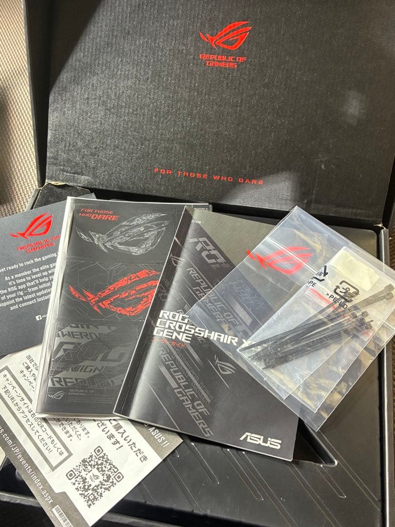 【再出品】ASUS ROG CROSSHAIR X670E マザーボード（中古）