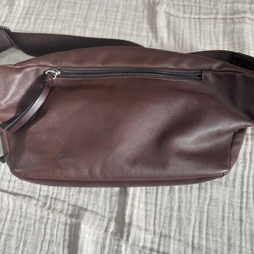 未使用　タグ付き　コーチ　COACH ブラウン　ボディーバッグ