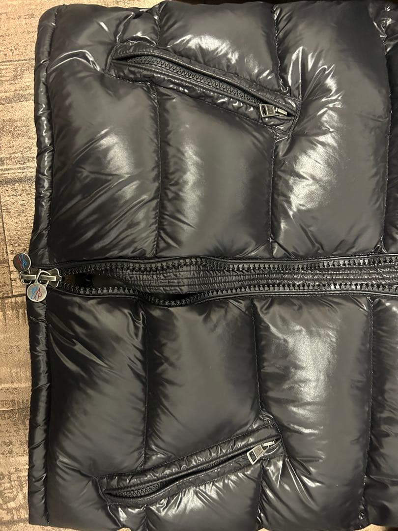 ダウンジャケット 黒