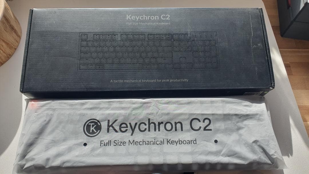 【US配列】Keychron C2 フルサイズメカニカルキーボード（美品・赤軸）