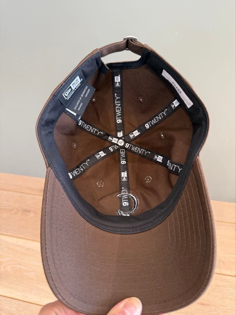 CLANE × New Era® CL LOGO CAP (ブラウン)