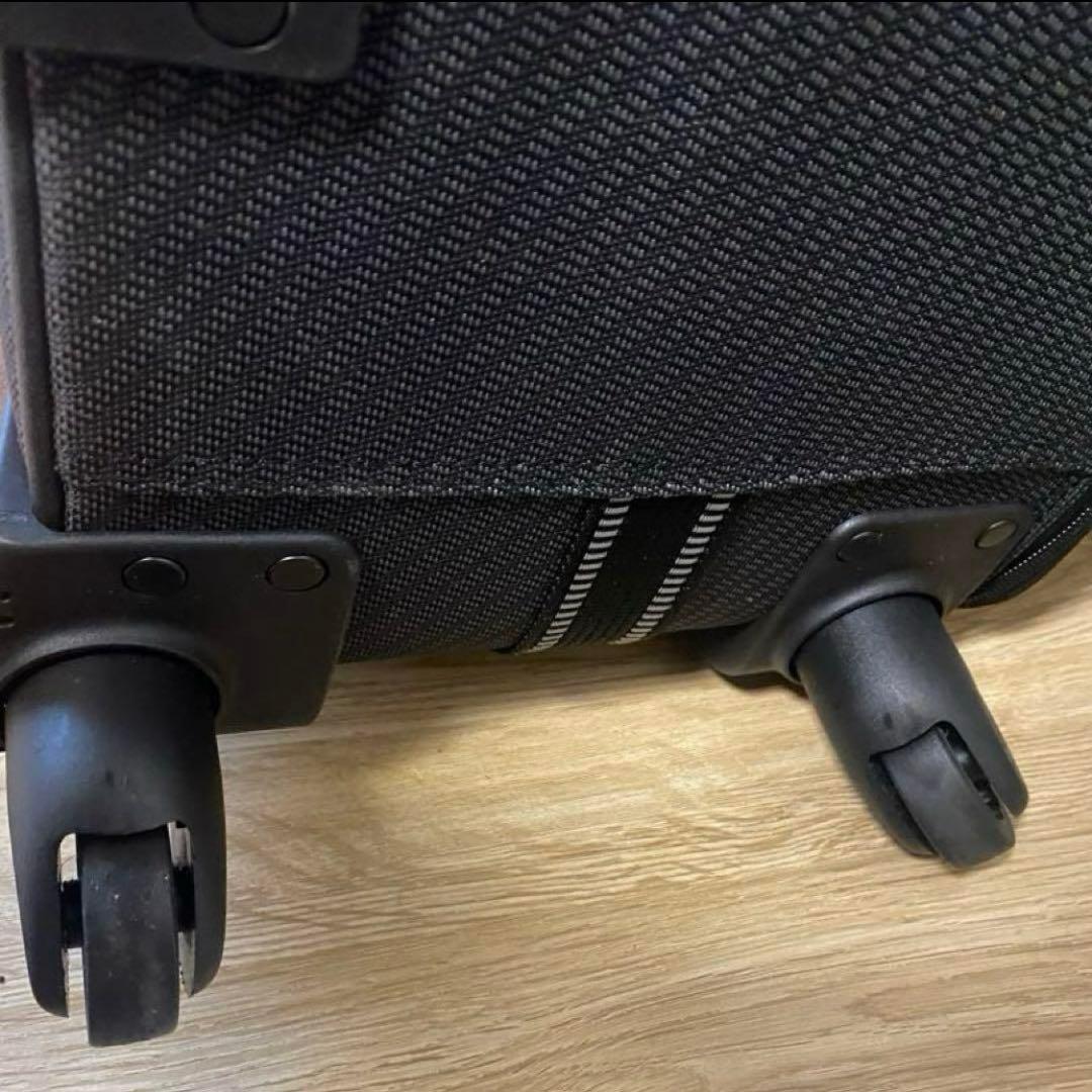 シフレ ESCAPE'S ストッパー付キャスター　ソフトスーツケース　LLサイズ