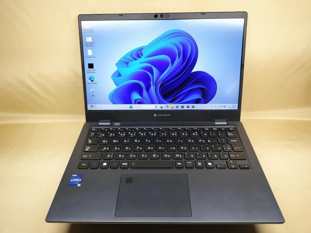東芝 Dynabook G83/LY 高性能 vPRO 2024年(K-234)