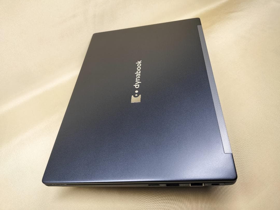 東芝 Dynabook G83/LY 高性能 vPRO 2024年(K-234)