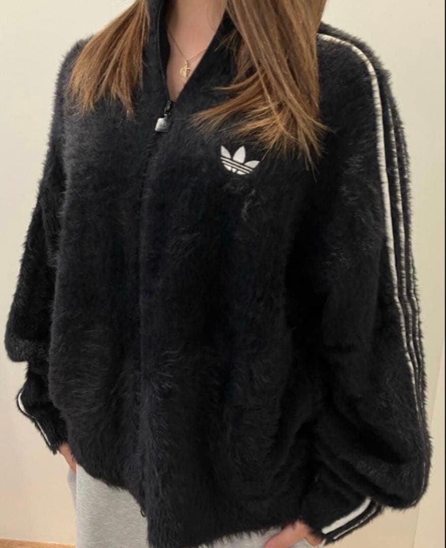 adidasフェイクモヘヤ クラシック トラックジャケット 黒　XL