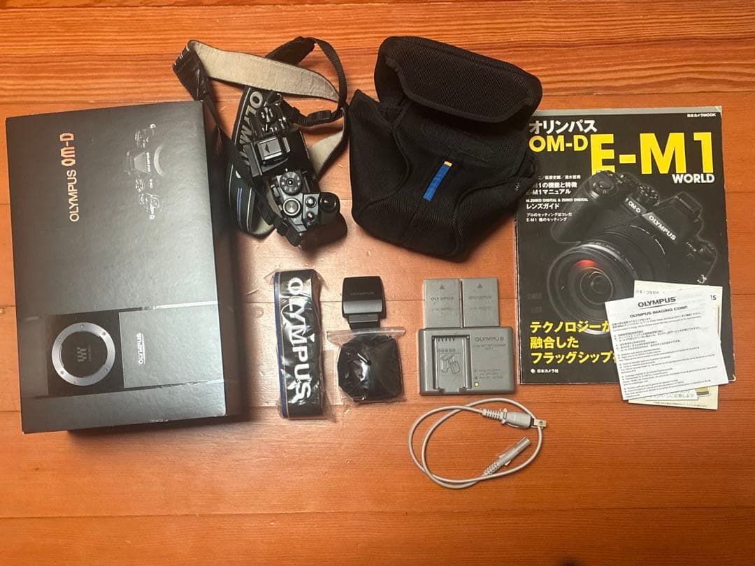 オリンパスOLYMPUS OM-D E-M1 Mark1 ボディ 黒