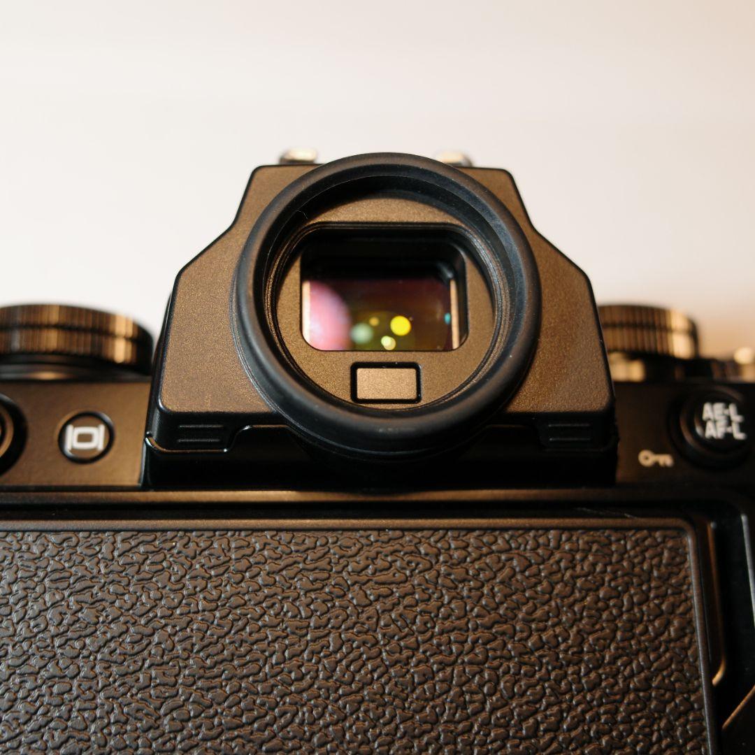 Nikon Z fc ミラーレスカメラ