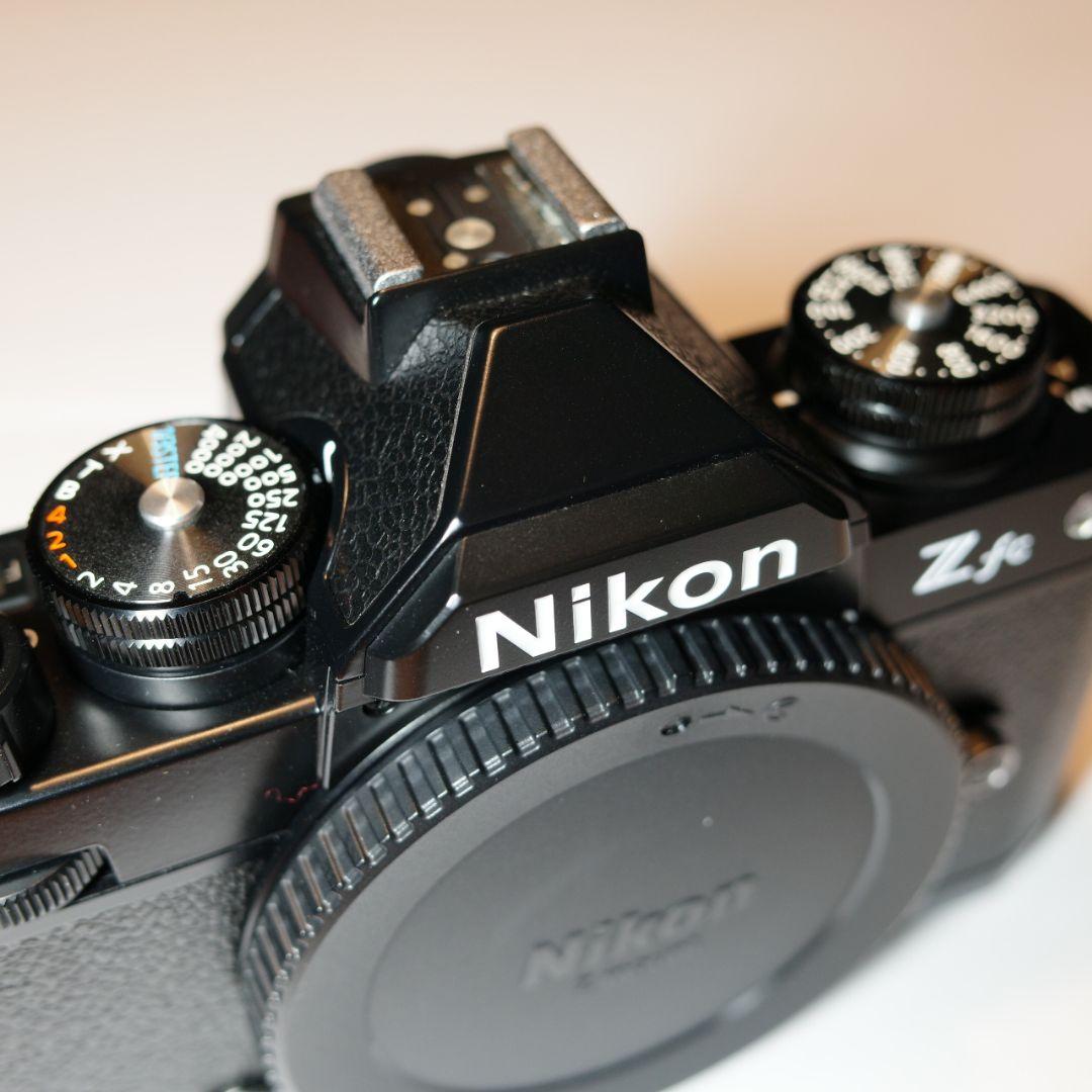 Nikon Z fc ミラーレスカメラ