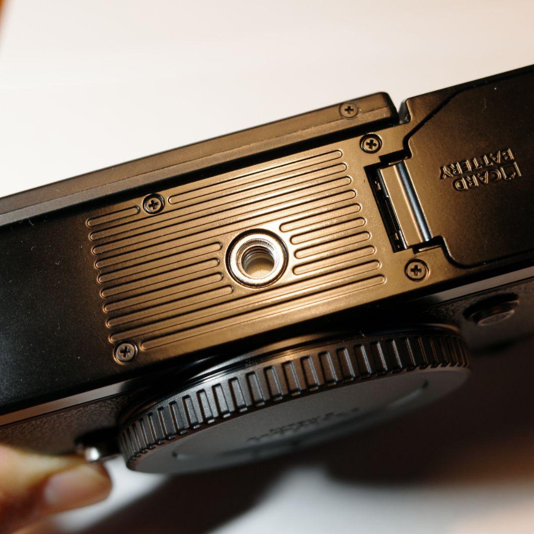 Nikon Z fc ミラーレスカメラ