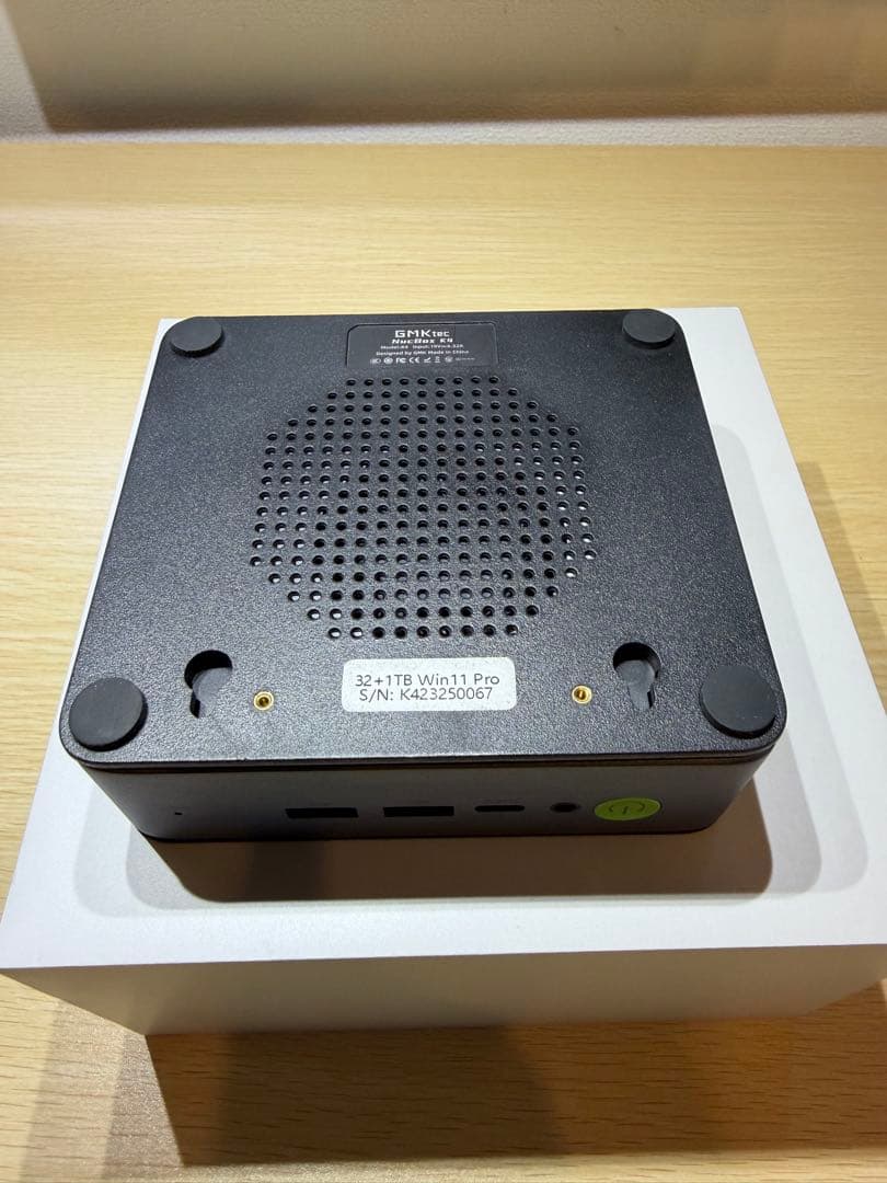 GMKtec ミニPC Ryzen9 7940hs／32GB／1TB