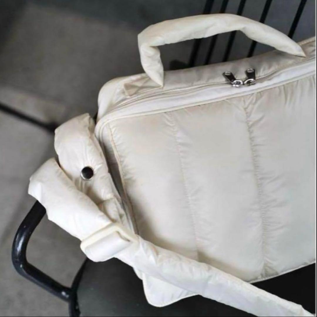 Calin カラン マザーズバックホワイト　新品未使用