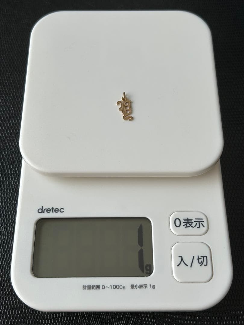 最終値下げ　K18YG イニシャル チャーム 「Y」 トップのみ