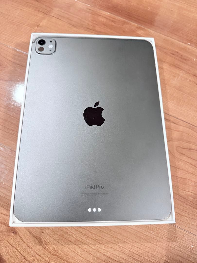 11インチiPad Pro M4 Wi-Fiモデル256GB(標準ガラス搭載)