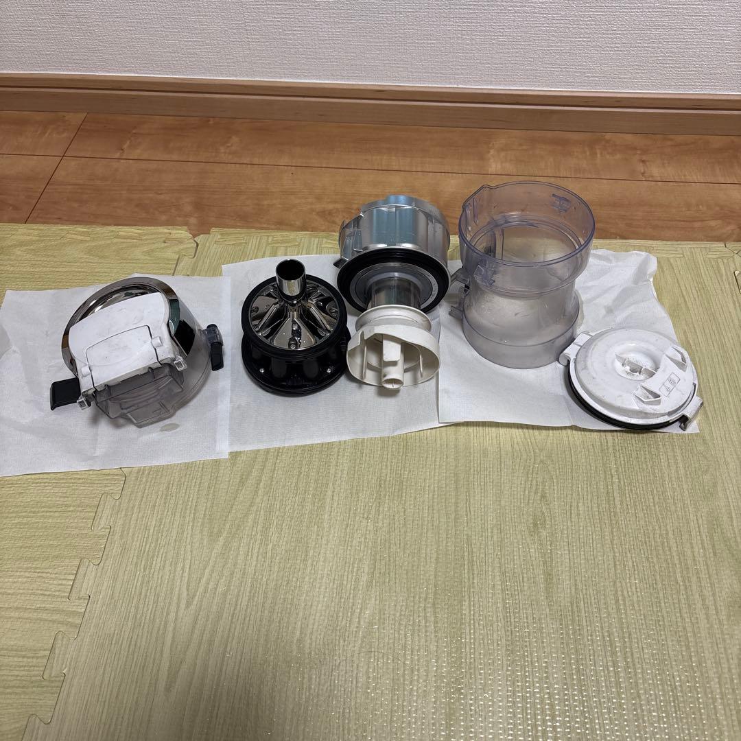 キャニスター掃除機 ホワイト