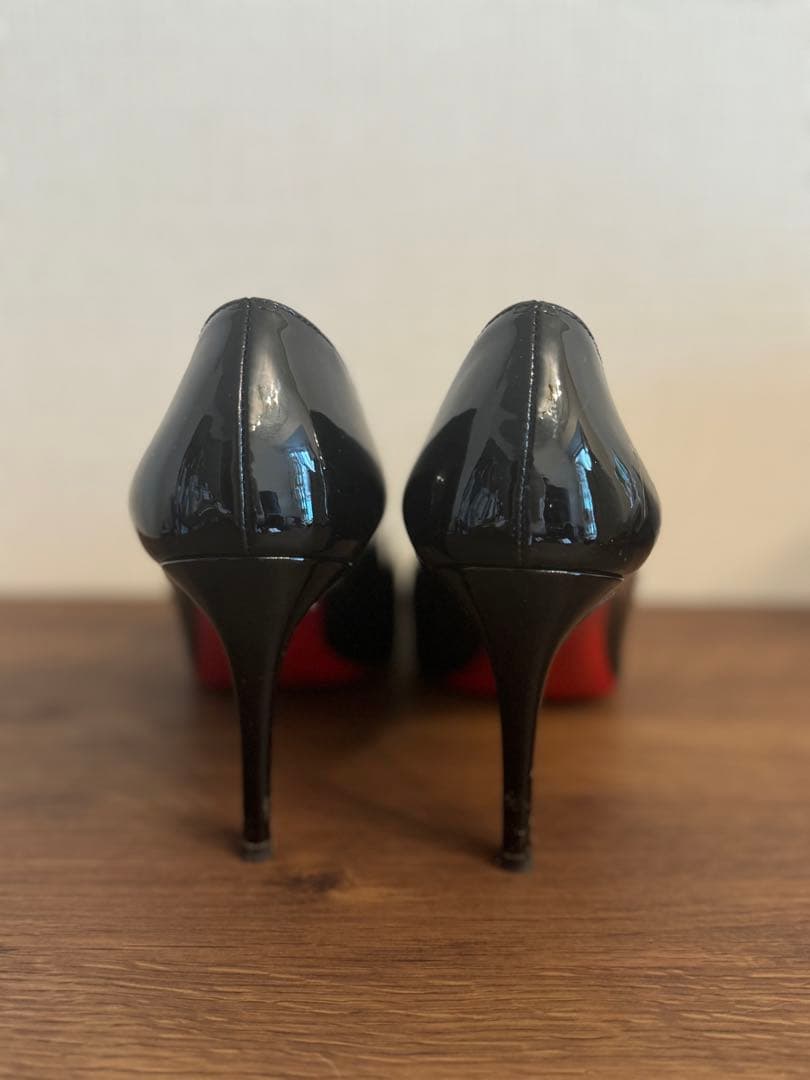 ルブタン　ラウンドトゥパンプス　36.5