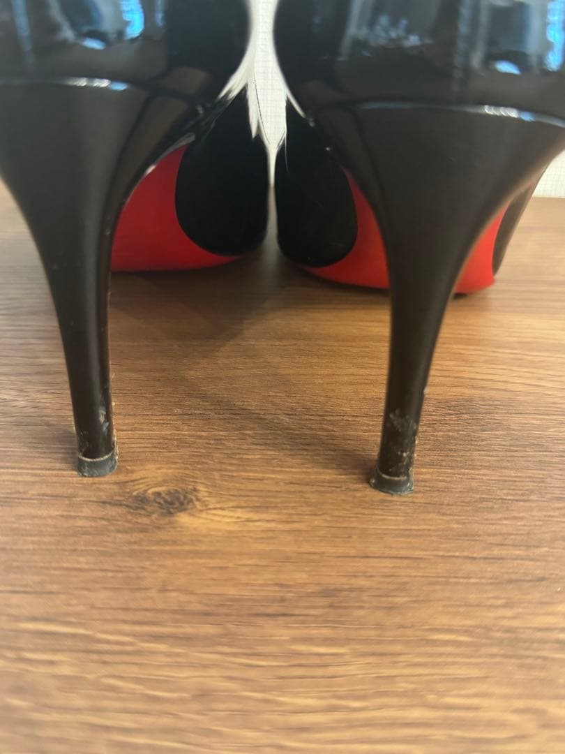 ルブタン　ラウンドトゥパンプス　36.5