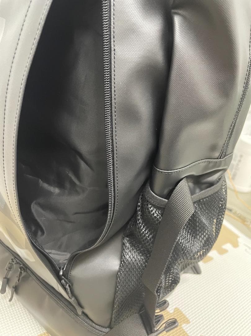 【ななな】新品防水リュック スラッシャー カブセリュック TH-R BK