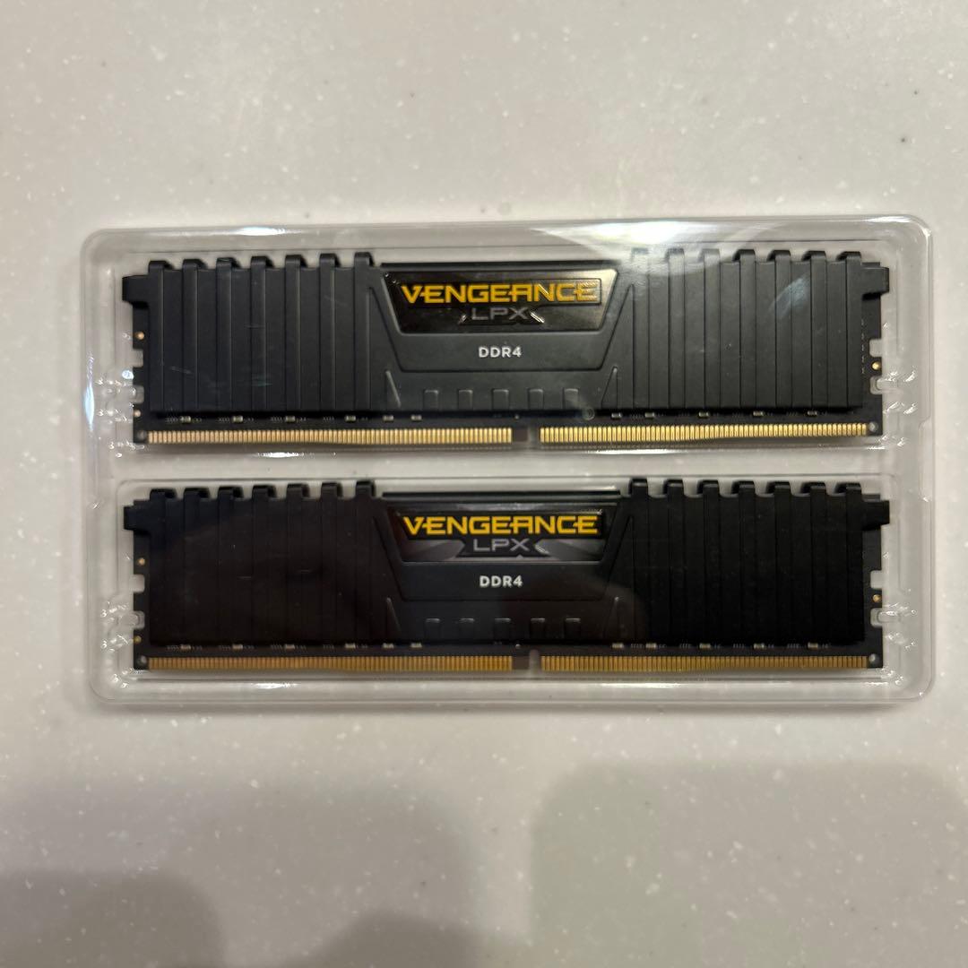 DDR4 32×2 3200MHzメモリ