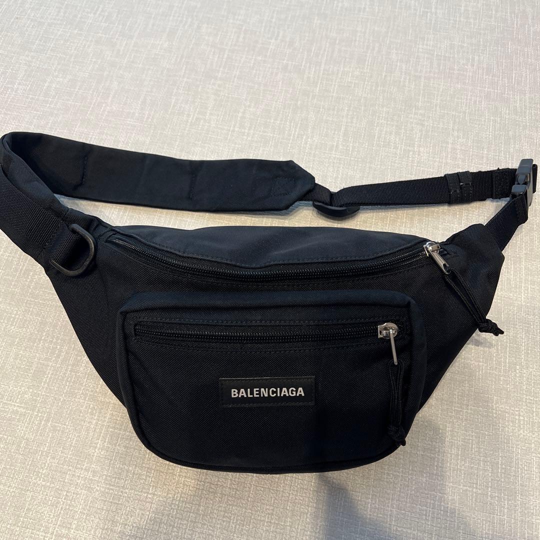 美品　BALENCIAGA 19AW エクスプローラー