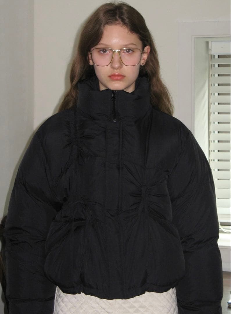 やや白っぽい汚れあり　シヌーン　sinoon ダウン　ジャケット　黒　韓国