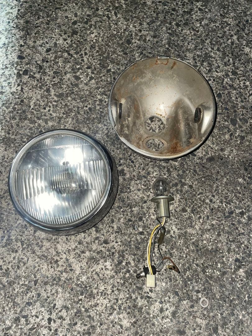 GT380純正ヘッドライトセット ハロゲンバルブ付き