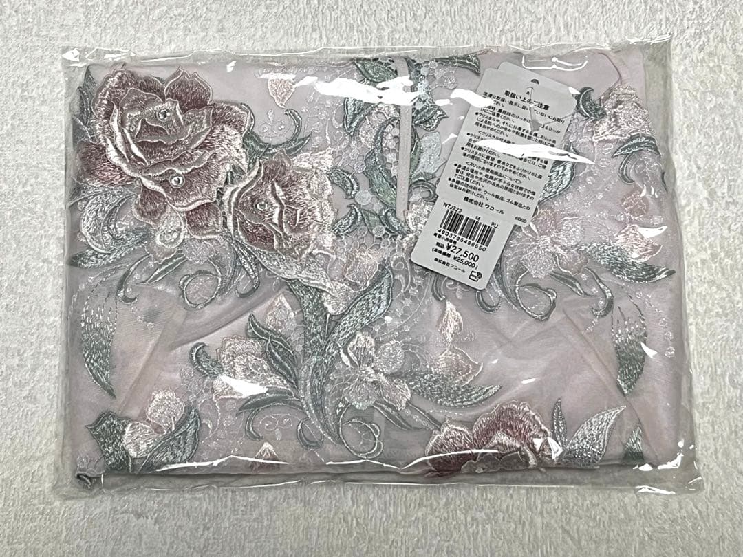 サルート 22／スリップ ドレス　Ｍサイズ　キャミ　ランジェリー　ワコール