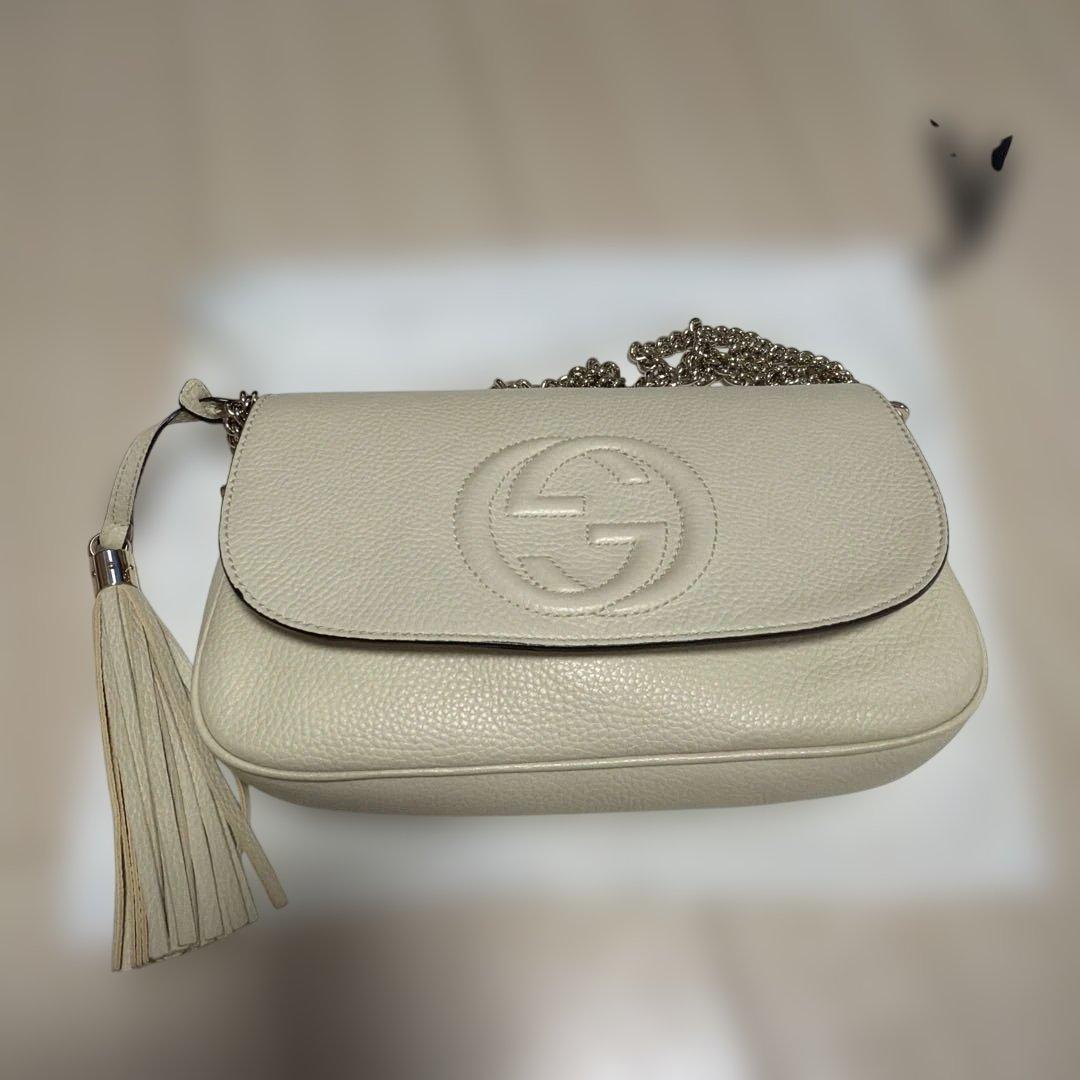 GUCCI アイボリー レザー ショルダーバッグ