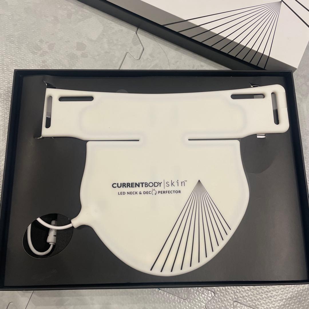 CURRENTBODY skin neck &dec LED美顔器セット