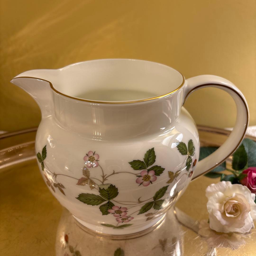 英国製　希少　ウェッジウッド　ワイルドストロベリー　ピッチャーorジャグ